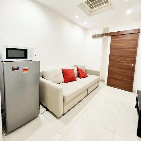 Light Rooms เนเปิลส์ ภายนอก รูปภาพ